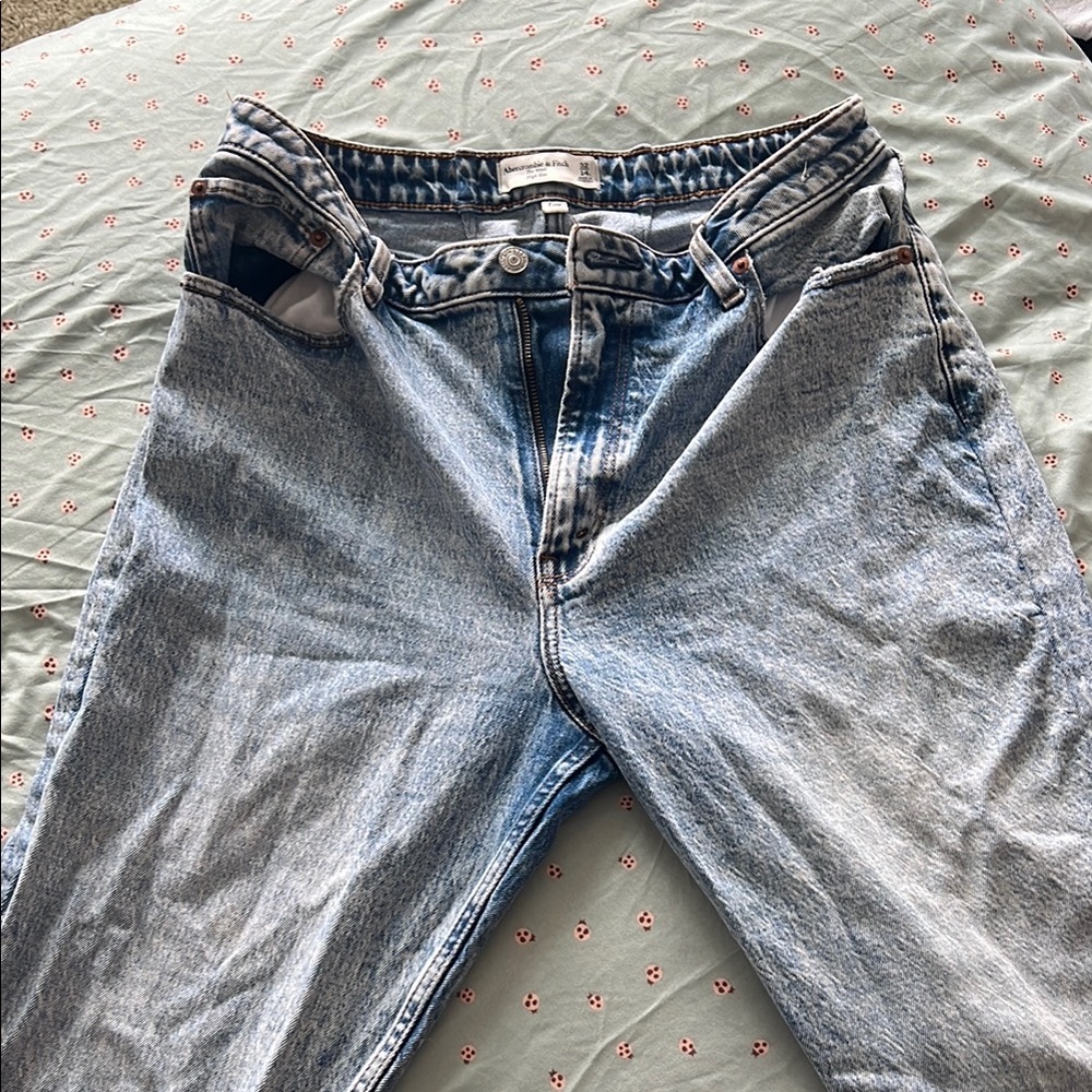 Abercrombie & Fitch High Rise Blue Jeans